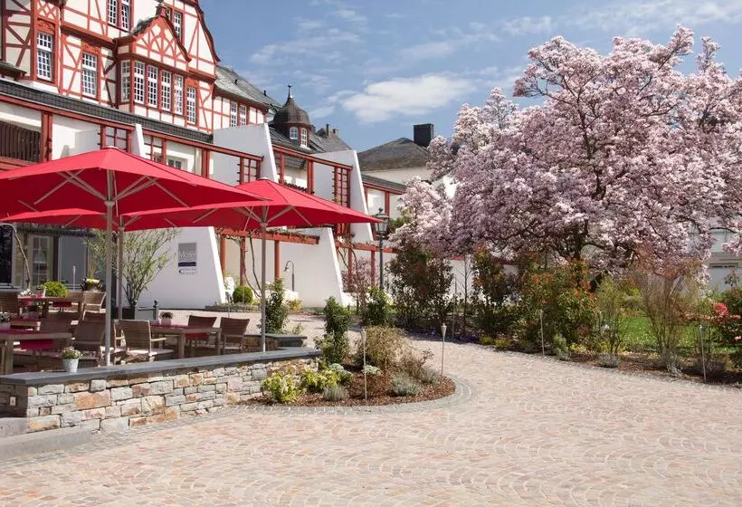 فندق Moselschlösschen Spa & Resort