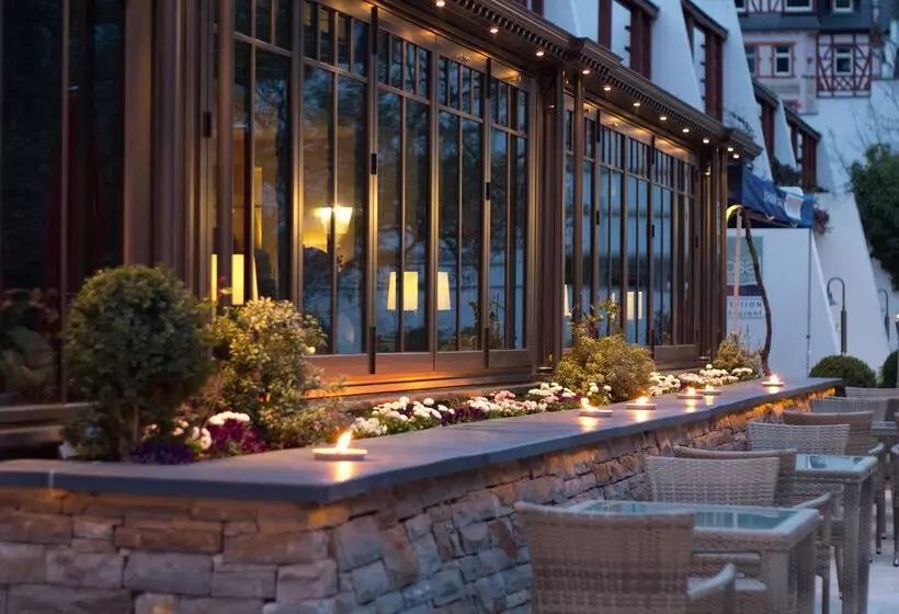 فندق Moselschlösschen Spa & Resort