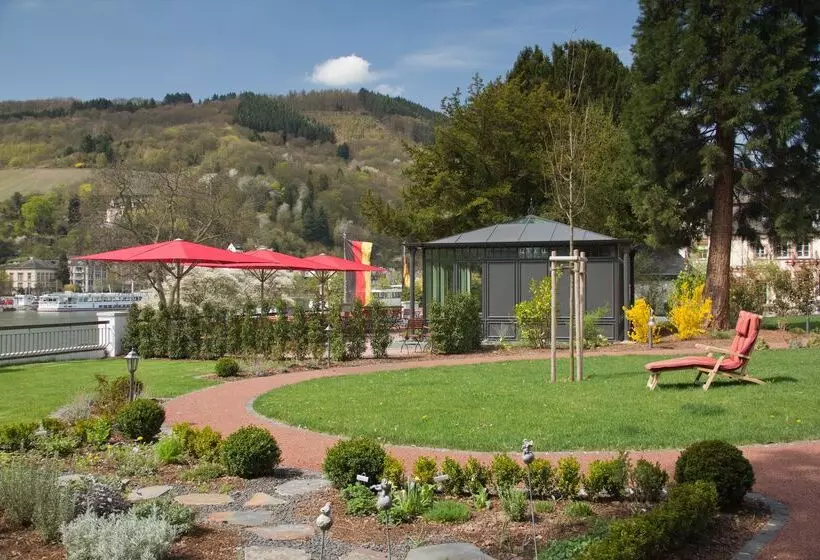 فندق Moselschlösschen Spa & Resort