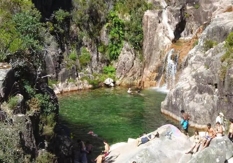 Отель Peninsular