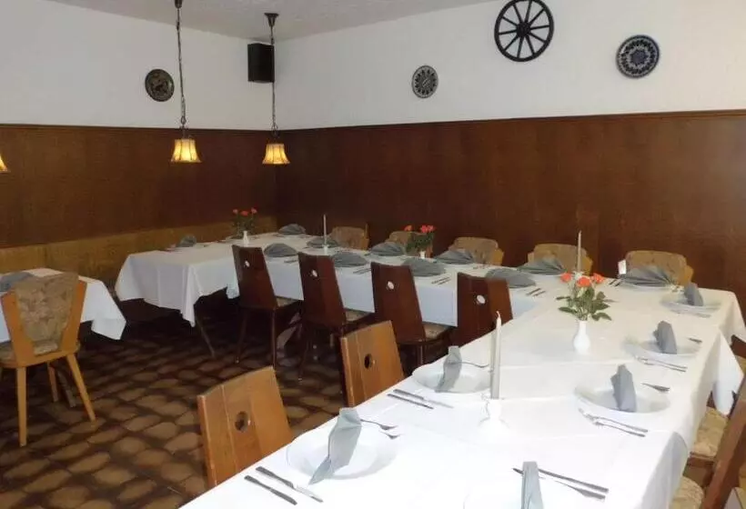 هتل Restaurant Zur Pfanne