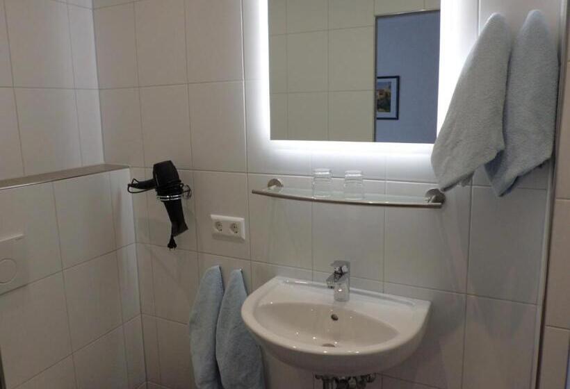 ホテル Restaurant Zur Pfanne