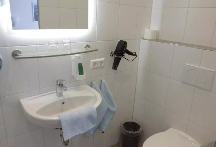 هتل Restaurant Zur Pfanne