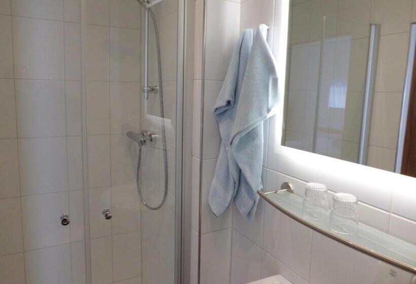 ホテル Restaurant Zur Pfanne