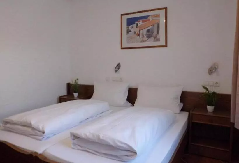 هتل Restaurant Zur Pfanne