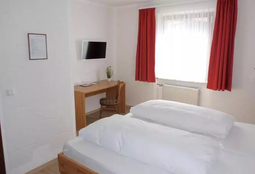 هتل Restaurant Zur Pfanne