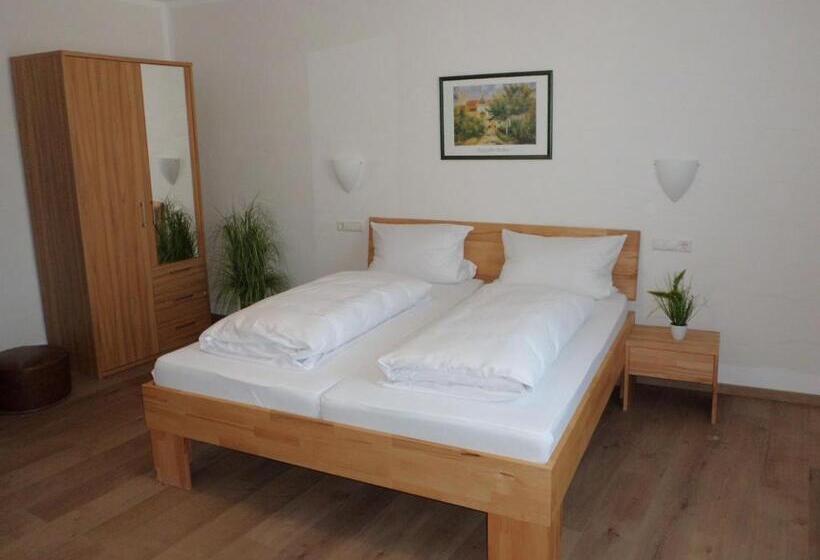 ホテル Restaurant Zur Pfanne