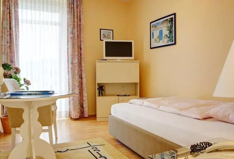 Отель Rheinresidenz