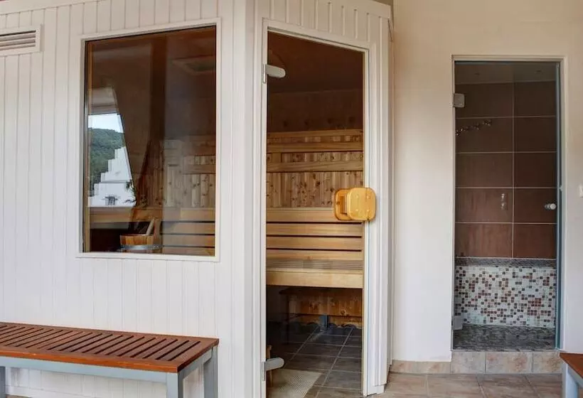 Отель Rheinresidenz