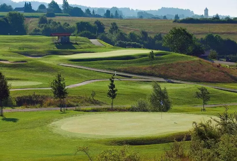 فندق Sonnengut Wellness Therme Spa