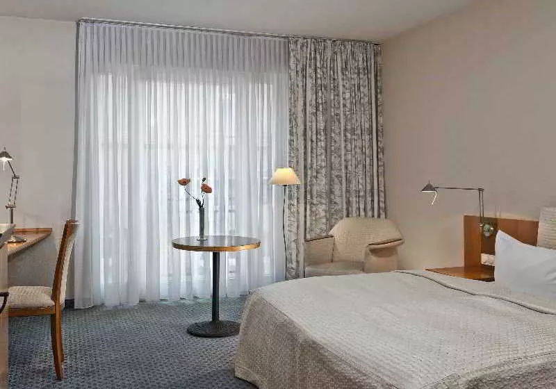 酒店 Tryp by Wyndham Stadtoldendorf