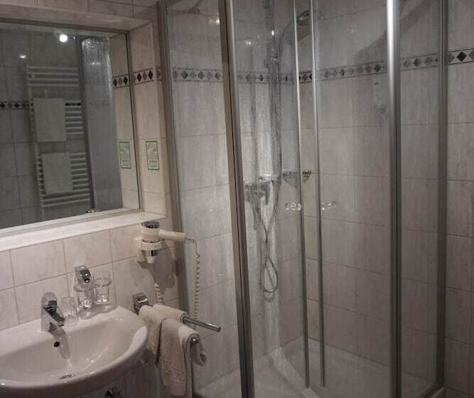 Hotel Restaurant Weinhaus Grebel