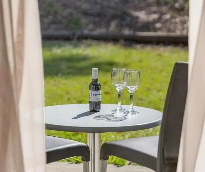 Hunter Gateway Motel