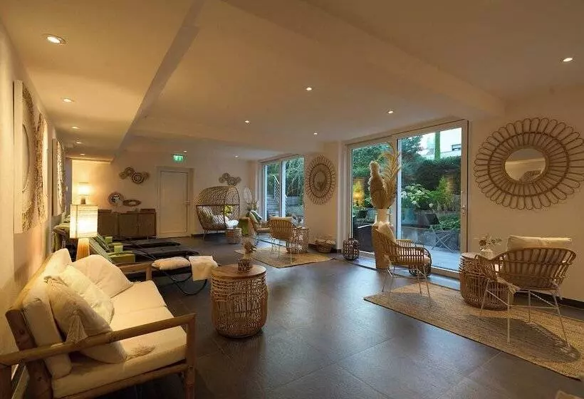 Kirchers Park & Wellnesshotel Kaiserstuhl