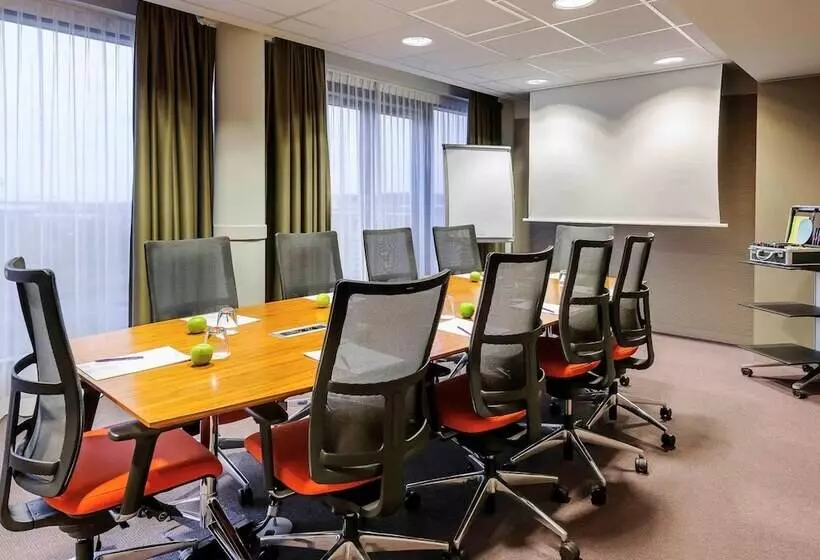 Novotel München Airport   Newly Renovated