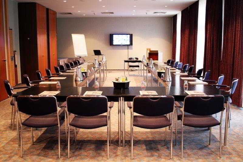 호텔 Tryp by Wyndham Stadtoldendorf