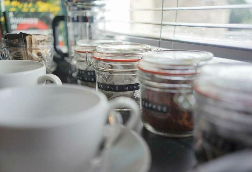 فندق صغير The Alma Taverns Boutique Suites   Room 1   Hopewell