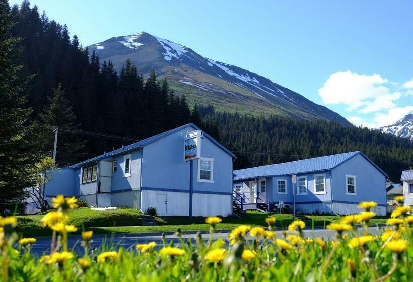 הוסטל The Tides Inn