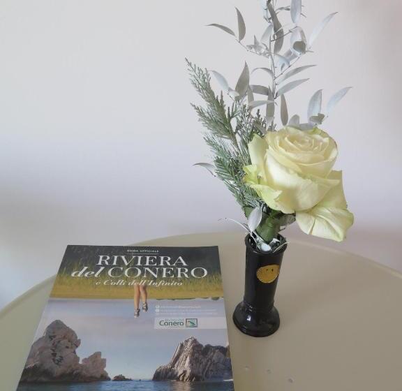 تختخواب و صبحانه Anconabed