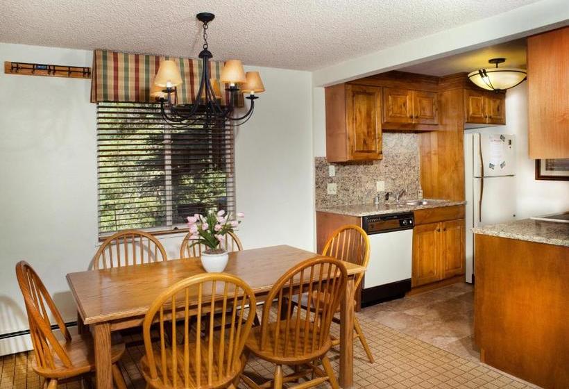 Getaways At Eagle Point Resort