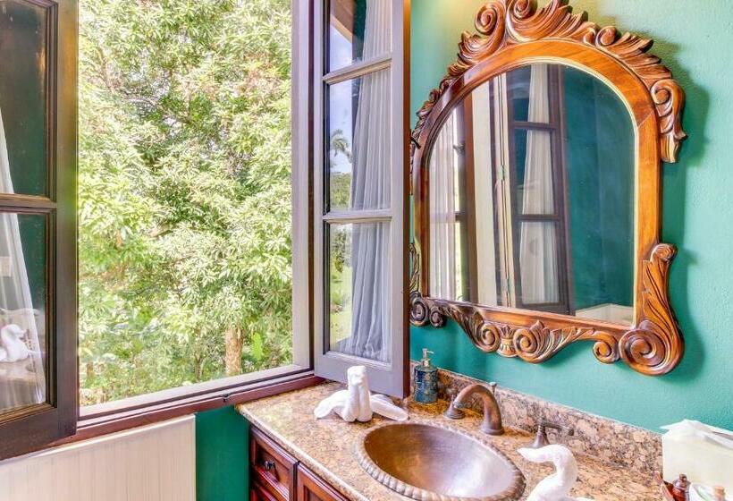 בית מלון כפרי Colonial Suite @ Mahogany Hall