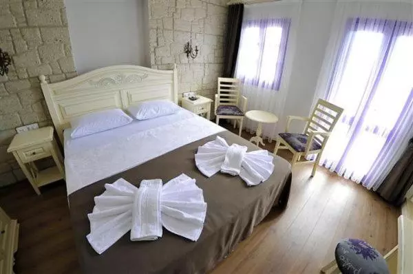 تختخواب و صبحانه Alba Otel