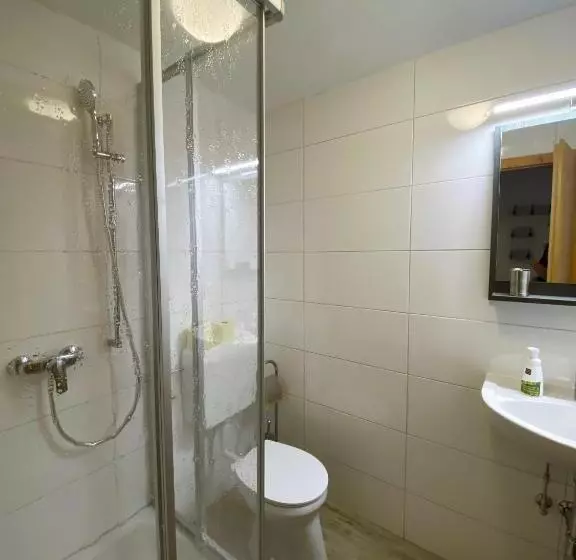 ベッドアンドブレックファースト Farmer Rabensteiner