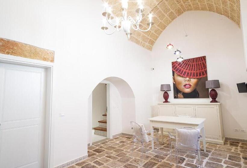 Bed and Breakfast Palazzo Alma Luxury Rooms