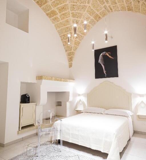 Bed and Breakfast Palazzo Alma Luxury Rooms