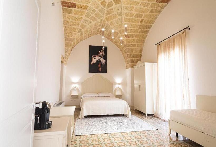 Bed and Breakfast Palazzo Alma Luxury Rooms