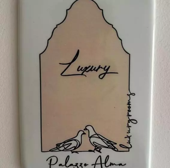 ベッドアンドブレックファースト Palazzo Alma Luxury Rooms