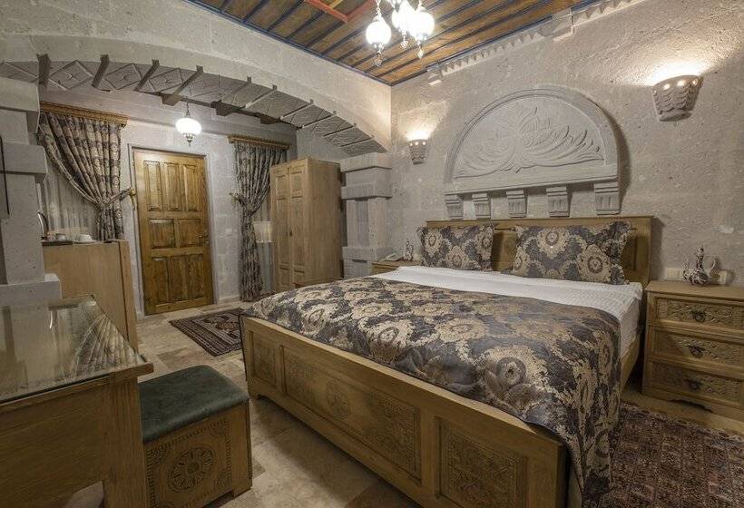 تختخواب و صبحانه Underground Cave Suites