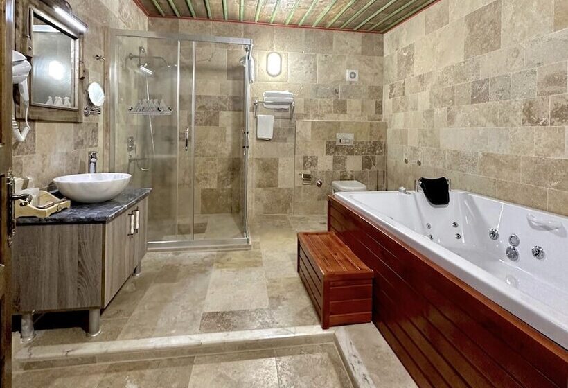 تختخواب و صبحانه Underground Cave Suites