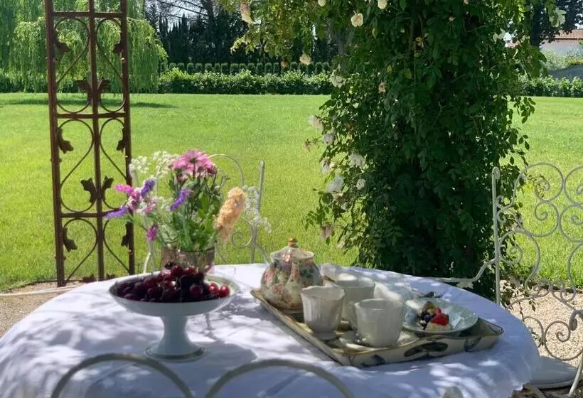 Country B&b Corniola
