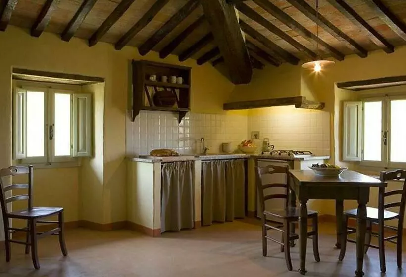 Hotelli Agriturismo Villa Toscanna