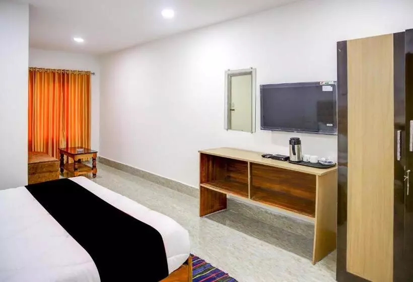 ホテル Capital O 80186 Kalimpong Inn