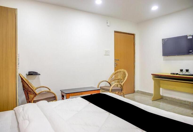 酒店 Capital O 80186 Kalimpong Inn