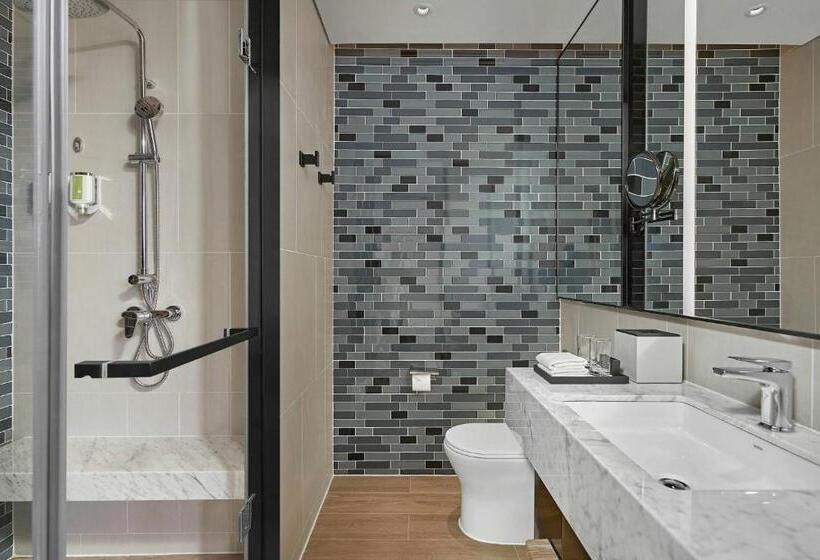 Hotel Fairfield By Marriott South Binh Duong