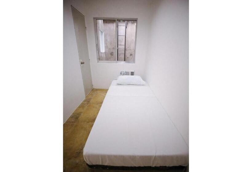 בית מלון כפרי Oyo 789 Abn Residences