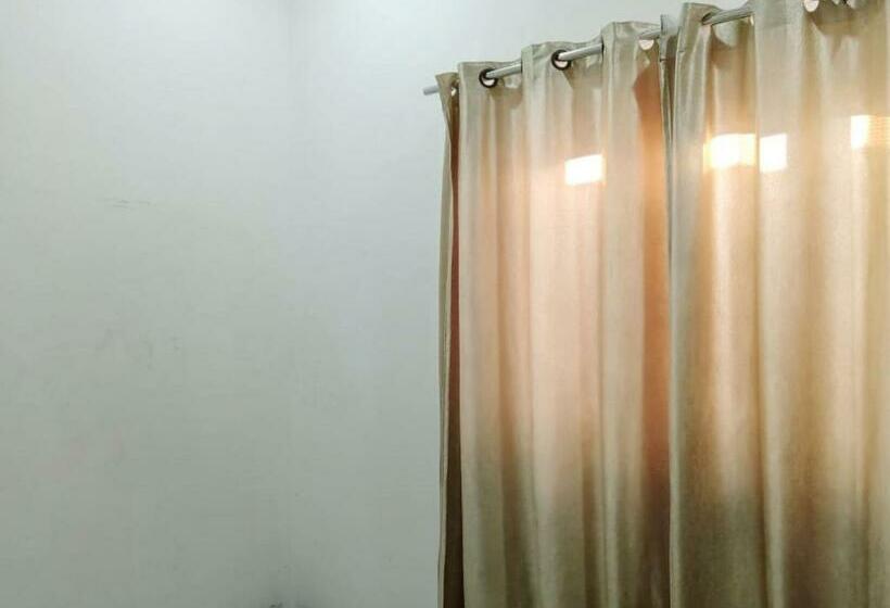 בית מלון כפרי Spot On 80245 Rajgharana Guest House