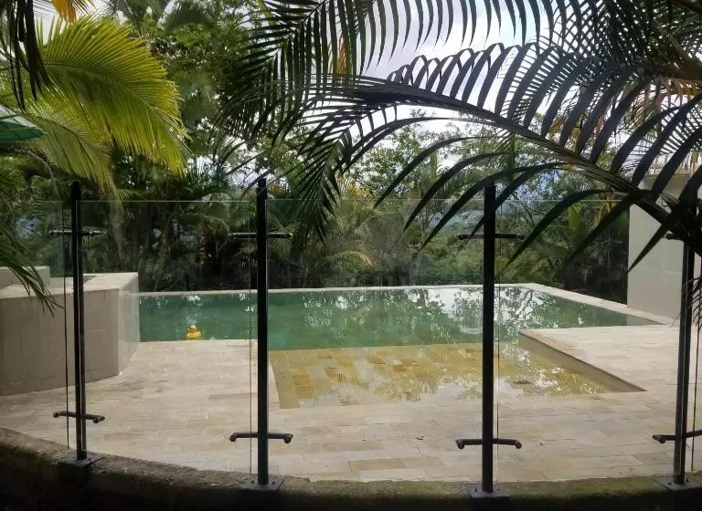 ホテル Waterfall El Paraíso   Cabañas, Jacuzzi, Piscina Y Cascada En Medio De La Naturaleza