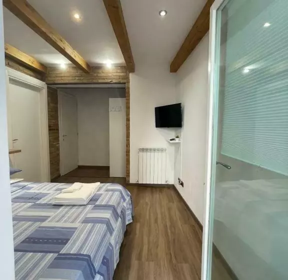 ペンション L'antica Falconeria