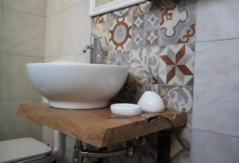 پانسیون Rial Maison