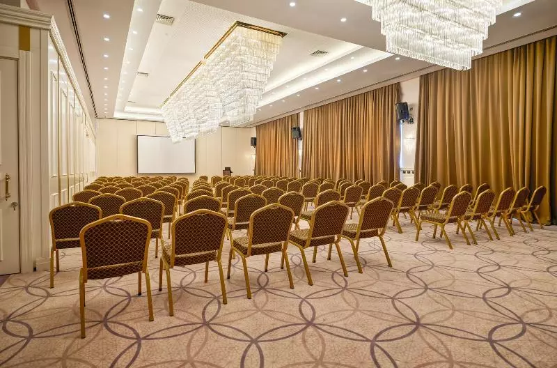 The Conforium Hotel Van