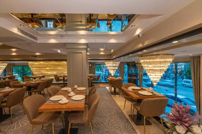 The Conforium Hotel Van