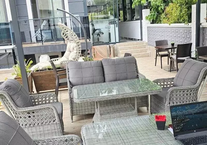 World Cities Residence