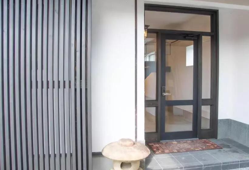50歳以下限定   チェックイン15 18時のみ可能      出雲大社 徒歩5分   Hareilo Sevens Hostel