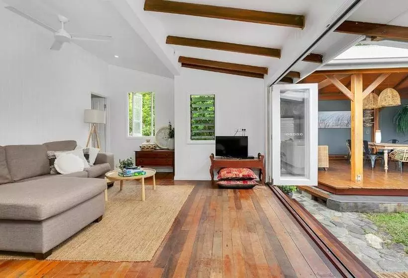 Aamiaismajoitus (B&B) Lazenby Lodge