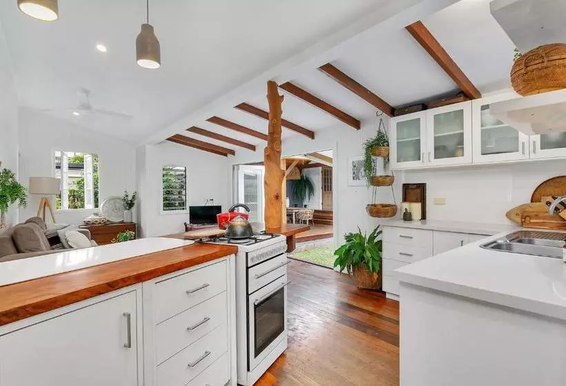 Aamiaismajoitus (B&B) Lazenby Lodge