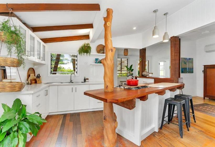 Bed and Breakfast Lazenby Lodge